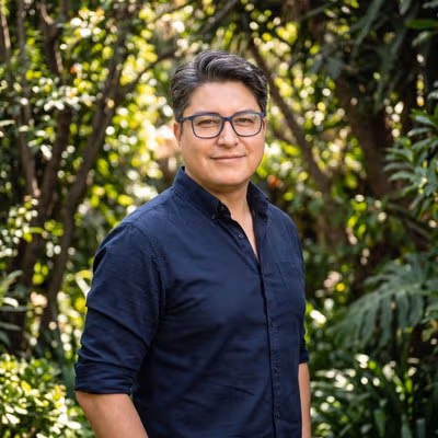 César Solar — CEO & Founder de Tecnologix
